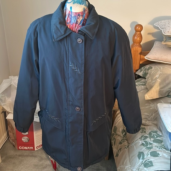 Winter Jacket - GUC - Picture 1 of 3